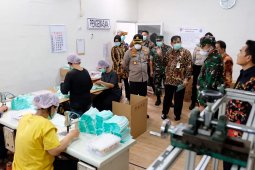Datangi produsen APD, Forkopimda Sidoarjo minta prioritaskan kebutuhan lokal