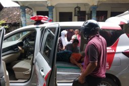 Dinkes Gresik tunggu hasil swab lima orang positif versi "rapid test"