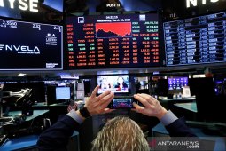 Wall Street reli didorong naikan sektor keuangan