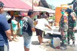 Kodim Gorontalo Utara salurkan 2.200 liter cairan disinfektan cegah COVID-19