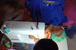 CrafTulistiwa produksi masker gratis untuk tenaga medis