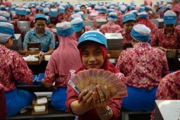 Penjualan BBM anjlok hingga buruh jabar tiadakan aksi May Day