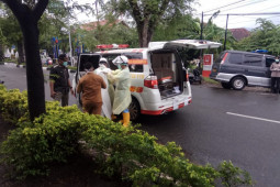 Pria paruh baya ditemukan meninggal dunia dalam mobil di Banda Aceh