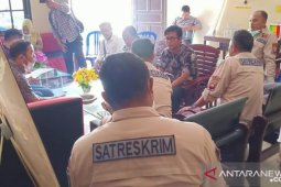 Petani jeruk di Tebas laporkan akun medsos