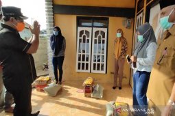 569 orang isolasi mandiri terima bantuan sembako dari Pemkab Aceh Jaya