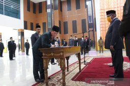 Bupati Kubu Raya lantik  pejabat Eselon II