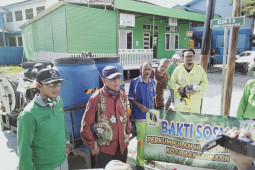 PD PAL Banjarmasin bersama komunitas lingkungan ikut perangi virus Corona