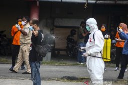 Hasil rapid test 513 TKI asal Malaysia yang pulang ke Sumut negatif COVID-19