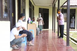Lima orang terindikasi virus corona ditindaklanjuti pemeriksaan swab
