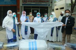 BKMT Aceh bantu APD untuk IDI