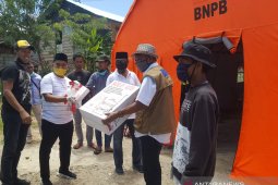 DPRD salurkan bantuan peralatan cegah penyebaran corona