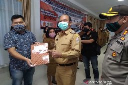 Warga terdampak COVID-19 terima "voucher" sembako Rp200 ribu di Taput, dipersiapkan hingga Oktober 2020