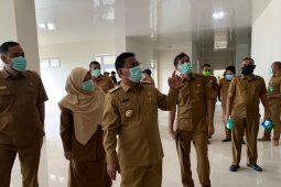 Wali kota Aminullah tinjau rumah sakit Meuraxa tangani corona