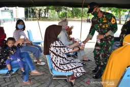 Taruna AAL gelar aksi sosial bagi sembako dan "hand sanitizer"