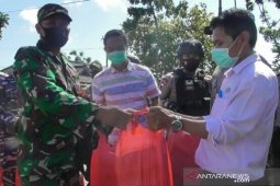 TNI-Polri di Babel bangun dapur umum COVID-19