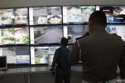 Legislator dorong penindakan seperti PSBB di Surabaya