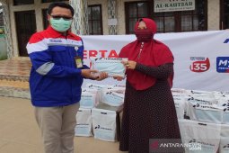 Pertamina bagikan 100 paket COVID-19 "Healthy Kit" ke masyarakat