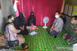 Legislator Banjarmasin datangi rumah keluarga PDP Corona hingga bantu sembako