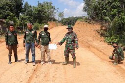 Dinas PU dan SDA Sanggau cek hasil pekerjaan TMMD