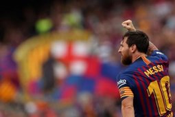 Barca jual pemain selain Messi, der Stegen dan de Jong