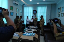 Pemkot Tebing Tinggi serahkan bantuan ke Dewan Mesjid