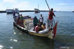 Warga Pulau Sapudi ke Situbondo