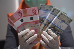 Neraca dagang Oktober surplus, rupiah ditutup menguat