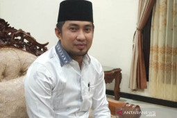 Bupati Penajam Paser Utara minta warga tetap di rumah