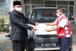 Pemkot Madiun  terima bantuan mobil penyemprot disinfektan