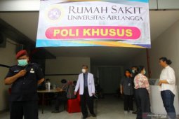 Kiriman "kit reagen" dari pemerintah tiba di Surabaya pada 22 April