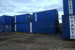 DLH tutup sementara areal penumpukan peti kemas milik PT Tanto