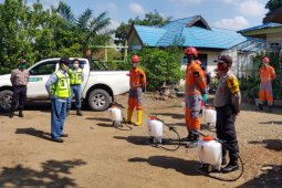 PT Pamapersada lakukan penyemprotan disinfektan desa Ring 1