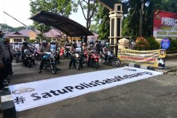 Polres Langkat bagikan 1.500 paket sembako