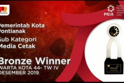 Majalah Warta Kota Pontianak raih penghargaan Public Relations Indonesia Award
