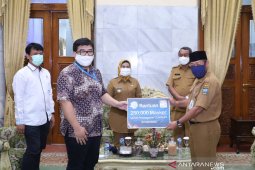 Bupati Serang apresiasi seluruh bantuan untuk korban COVID-19