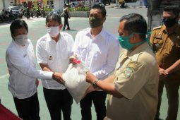 Pemkot Pematangsiantar salurkan sembako untuk warga terdampak pandemi COVID-19