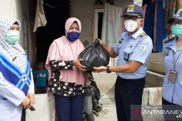 PPN Sungailiat terlibat penyalurkan paket sembako