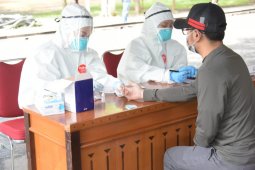 Pemprov Jabar intensifkan tes cepat selama PSBB