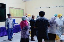 Wabup Gorontalo Utara kawal pemakaman PDP COVID-19
