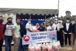 IKAPSI bagikan ratusan paket kepada masyarakat terdampak COVID-19
