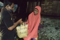 Gubernur Kalsel kembali mendatangi ratusan warga terdampak COVID-19