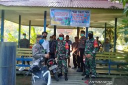 Aparat gabungan Mahakam Ulu lakukan patroli cegah COVID-19