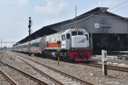 Kemarin, diskon kereta api sampai harapan momentum pertumbuhan ekonomi