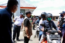 Warga Banyuwangi pulang kampung didata secara daring