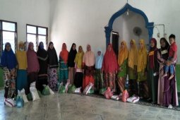 Aisyiyah Langkat bagikan 280 paket sembako