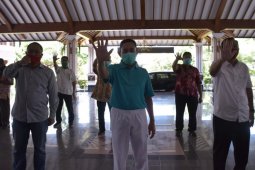 Mengharukan,  dr Widi sembuh dari COVID-19 akhirnya kumpul keluarga di Pati