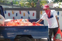 FAF berikan 300 paket sembako bagi masyarakat kota Sorong