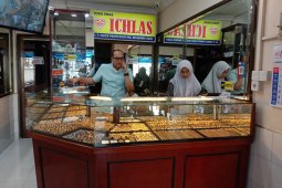 Masuki bulan Ramadhan, Masyarakat Banda Aceh banyak jual emas