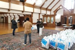 KBRI Washington DC salurkan  ratusan paket sembako untuk WNI di AS