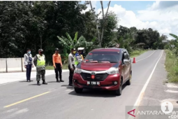 Polisi Mesuji pulangkan 104 pemudik ke daerah asal